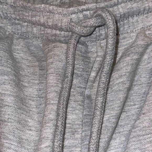 *New* Disney Ladies XS Mickey and Friends Elastic Waist Drawstring Heather Gray - Picture 8 of 10